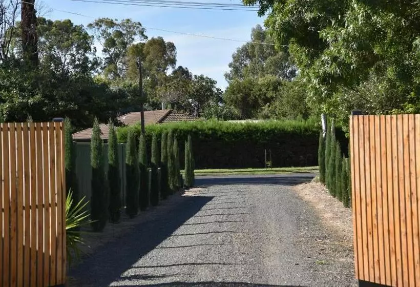 ペンション Kennedy House Euroa A Delightful Place To Stay