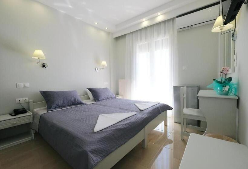 بنسيون Limnia Gi