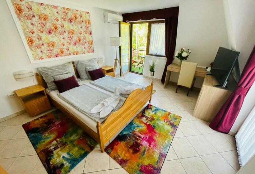 ペンション Villa Peonia