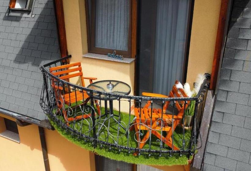 ペンション Villa Peonia