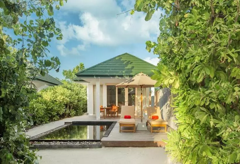 Lomakeskus Siyam World Maldives   24 Hour Premium All Inclusive With Free Transfer