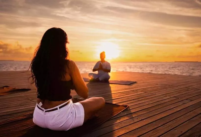 Lomakeskus Siyam World Maldives   24 Hour Premium All Inclusive With Free Transfer