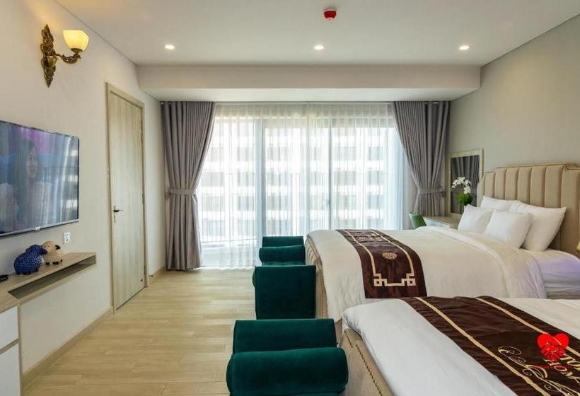 Holi Gold Coast Nha Trang