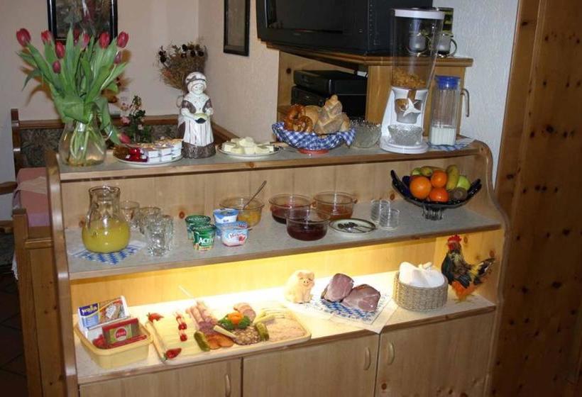 فندق صغير Gasthof Metzgerei Pension Schierlitz