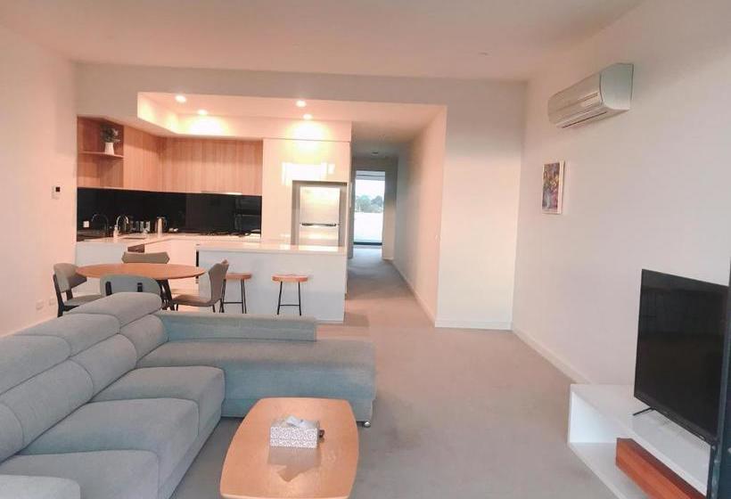 Ellia Doncaster Apartment
