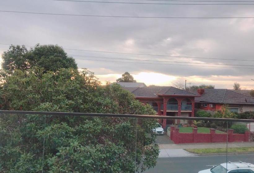 Ellia Doncaster Apartment