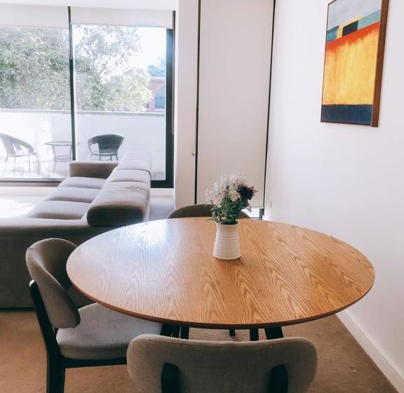 Ellia Doncaster Apartment