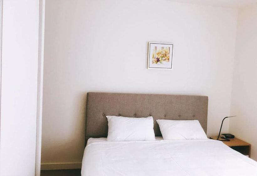 Ellia Doncaster Apartment