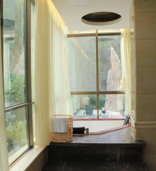 בית מלון כפרי Longmen Shuidu Yangxin Valley Hot Spring