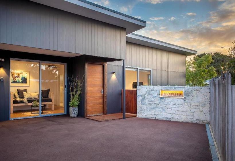 Pensão 160 Steps... From Yallingup Beach