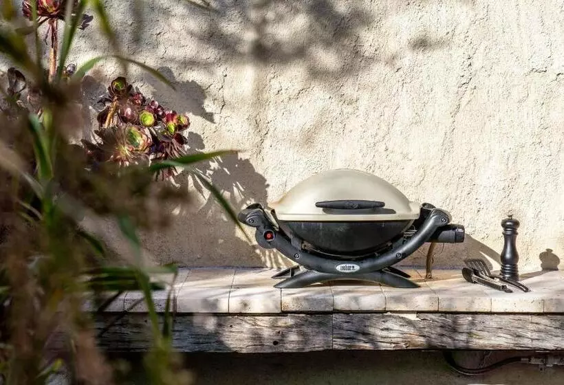 Majatalo 160 Steps... From Yallingup Beach