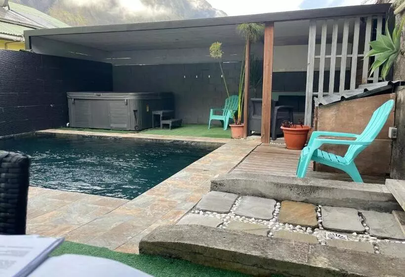 پانسیون L Améthyste   Bungalow De Charme