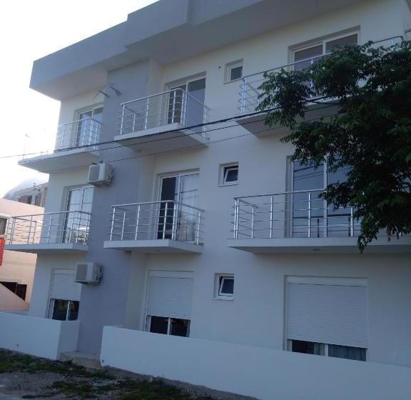 پانسیون Studio Apartments Tea