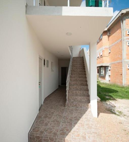 پانسیون Studio Apartments Tea