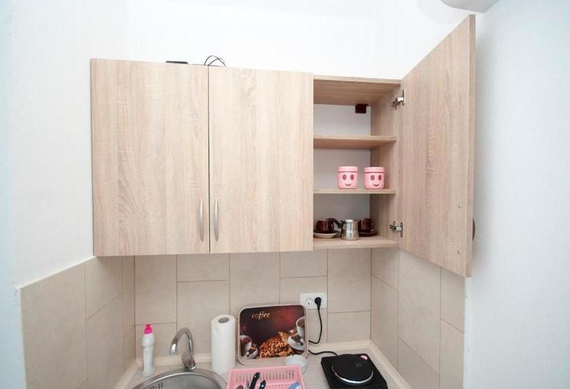 پانسیون Studio Apartments Tea