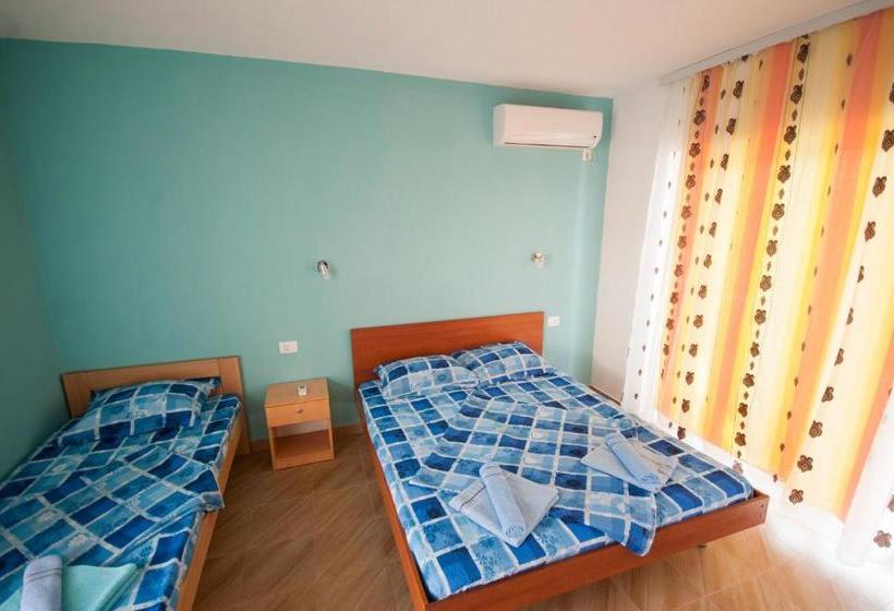 پانسیون Studio Apartments Tea