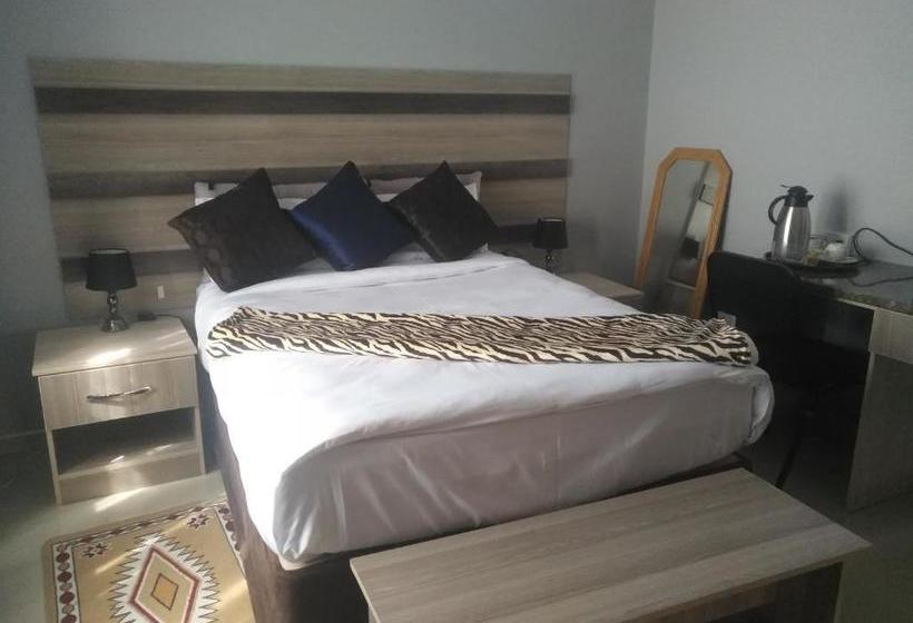 پانسیون Thobela Guest House