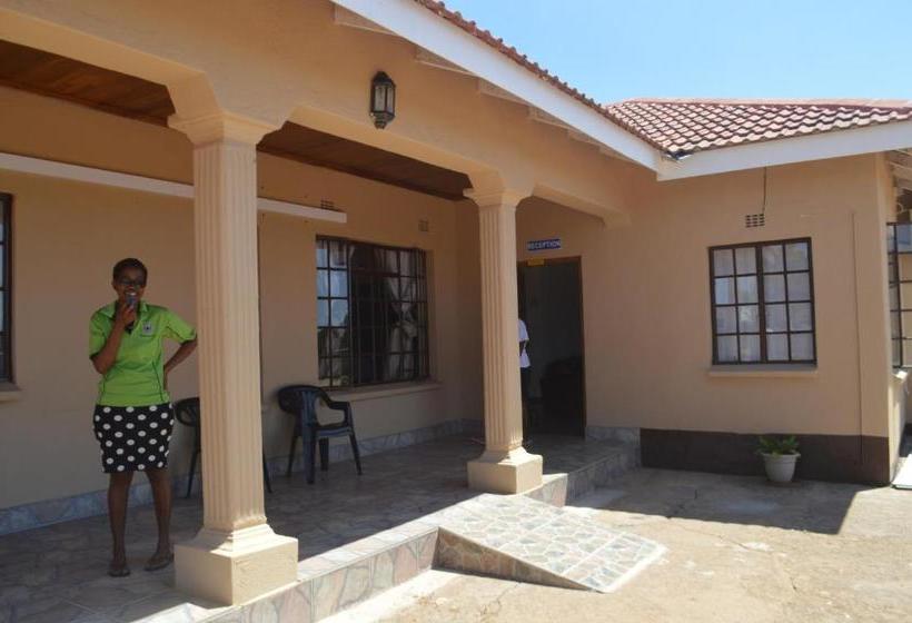 پانسیون Thobela Guest House