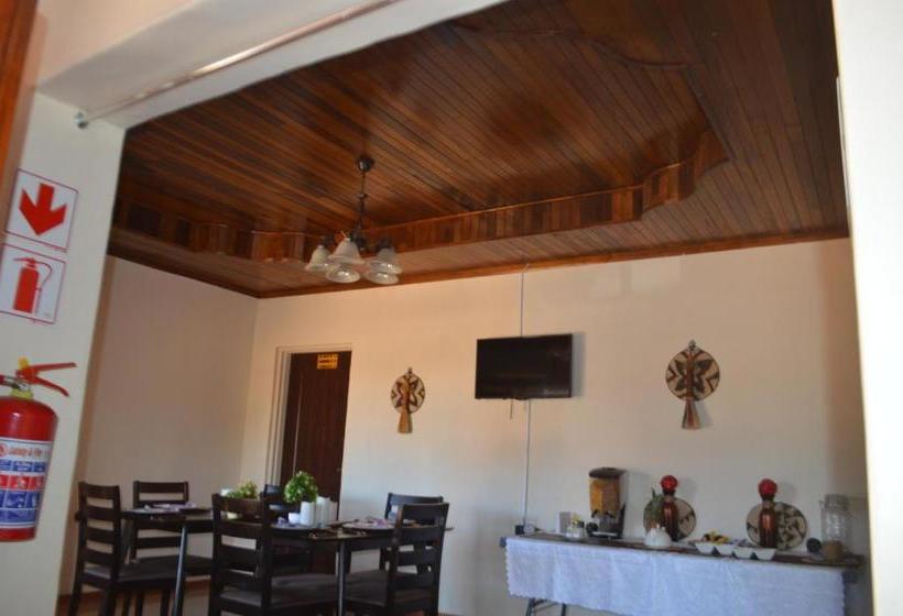پانسیون Thobela Guest House