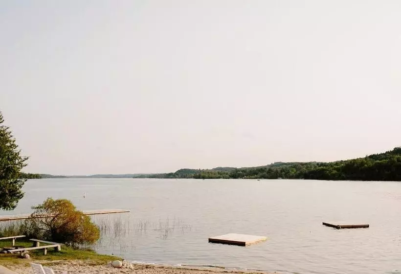 Lomakeskus Fountain Point
