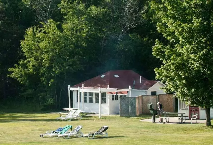 Lomakeskus Fountain Point
