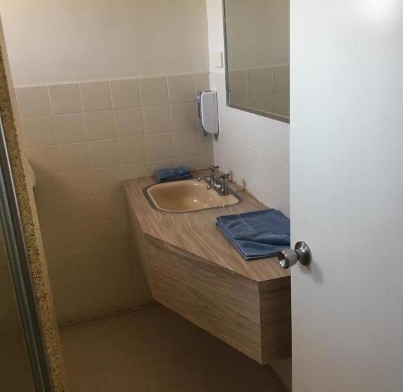 Yarram Commecial Hotel Motel