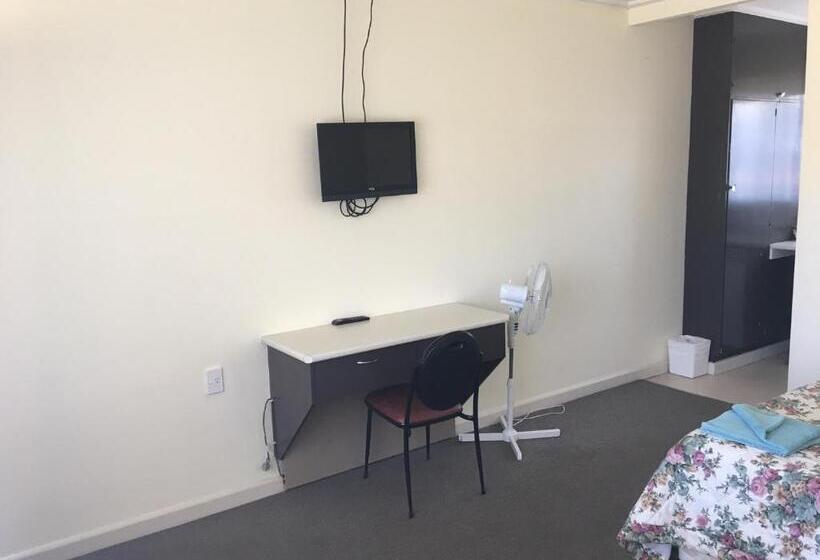 Yarram Commecial Hotel Motel