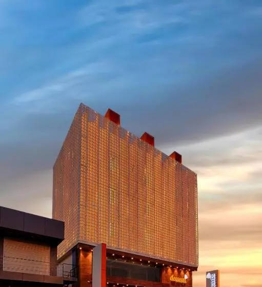 هاستل The Elements