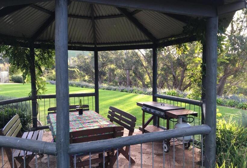 住宿加早餐  Rickaty On Blackwood