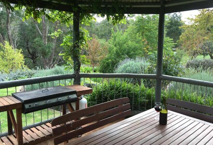 住宿加早餐  Rickaty On Blackwood