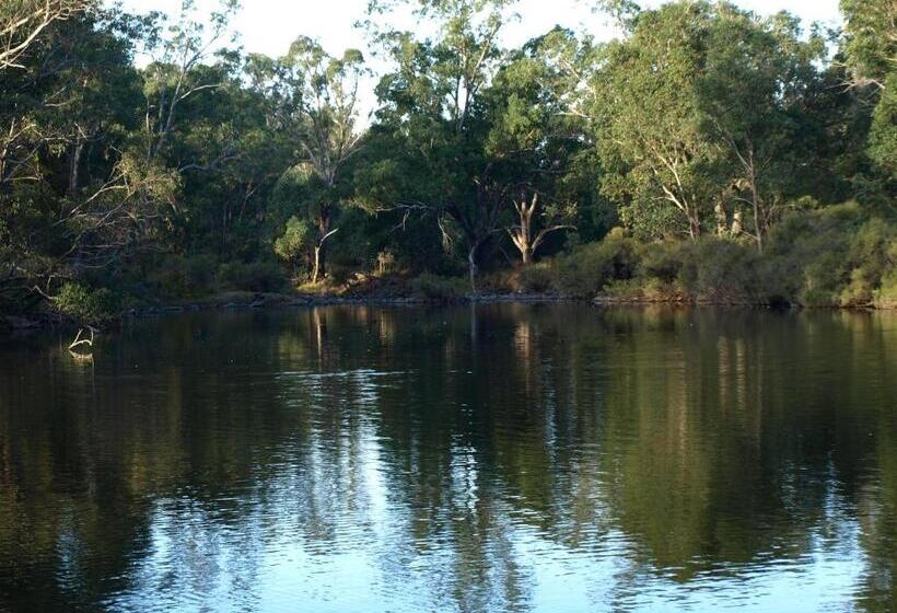 住宿加早餐  Rickaty On Blackwood