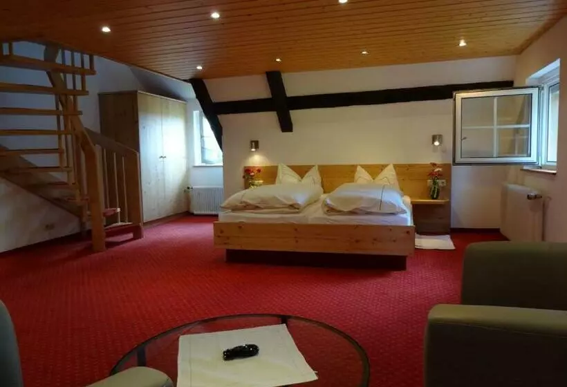 Hotelli Feriengasthof Löwen