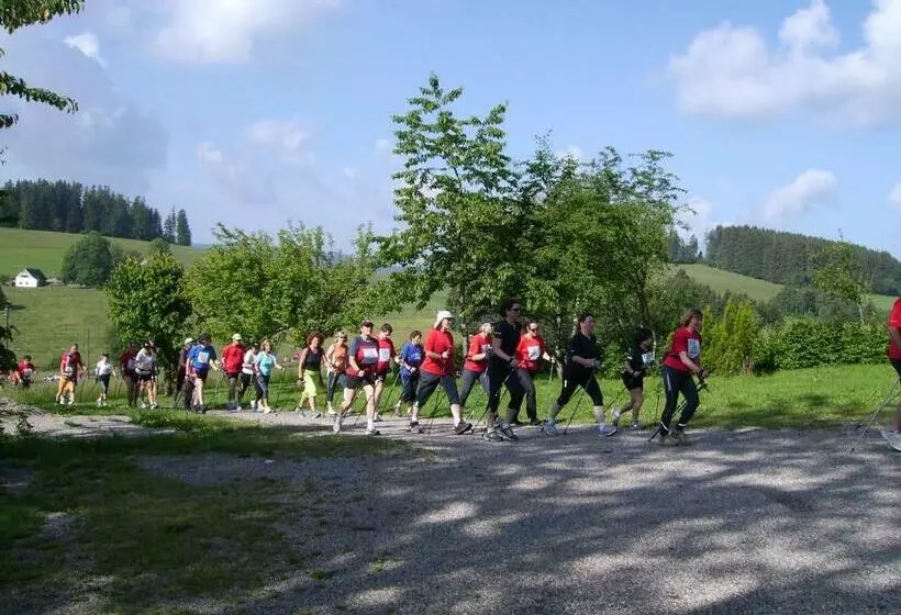 Hotelli Feriengasthof Löwen