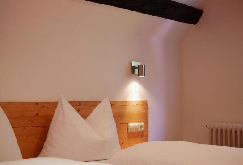 Отель Feriengasthof Löwen