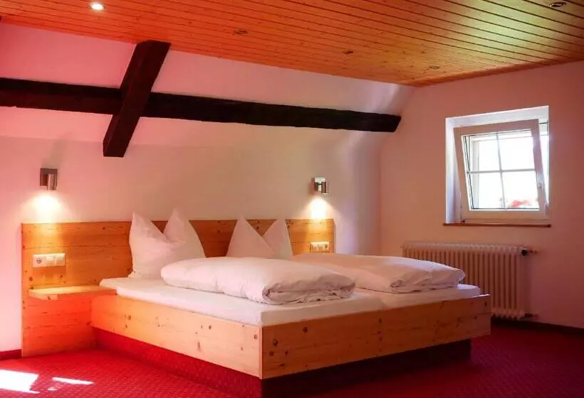 Hotelli Feriengasthof Löwen