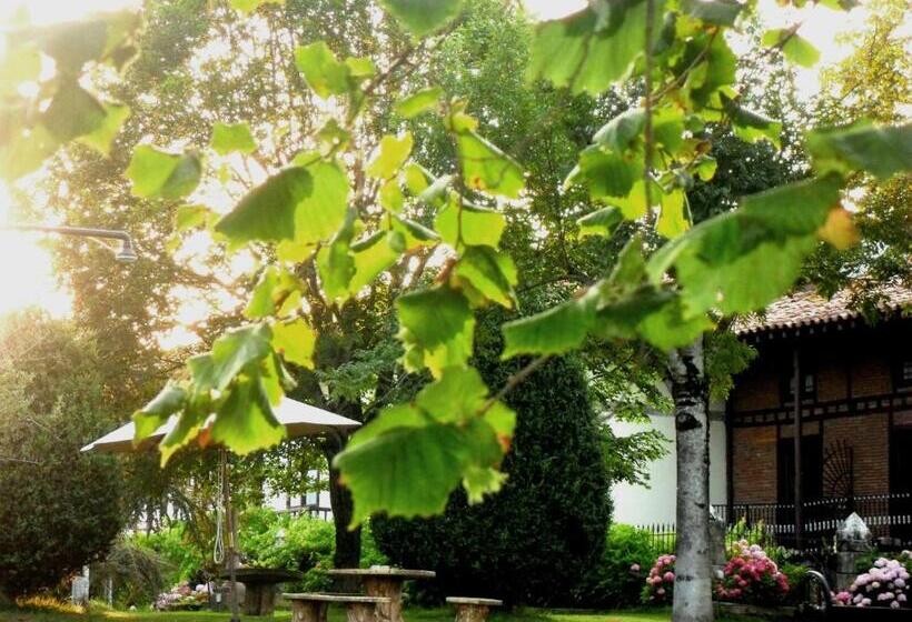 Hotelli Hosteria De Quijas