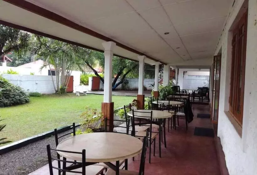 هتل Selagala Resort