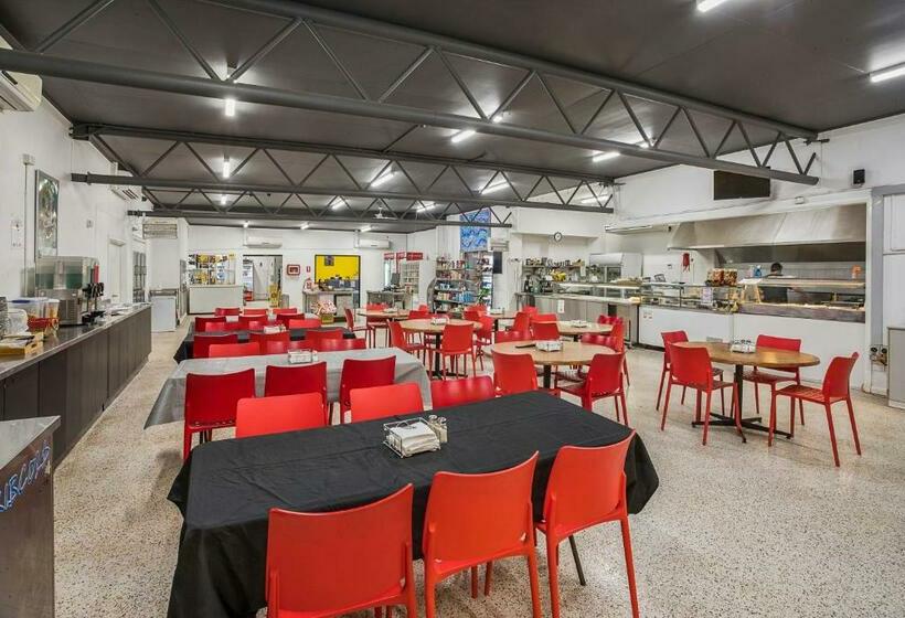 Мотель Aaok Karratha Caravan Park