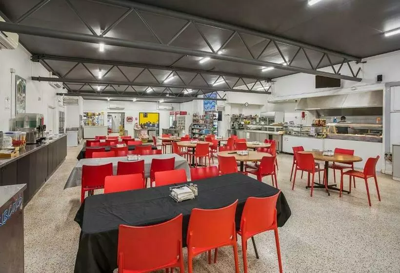 モーテル Aaok Karratha Caravan Park