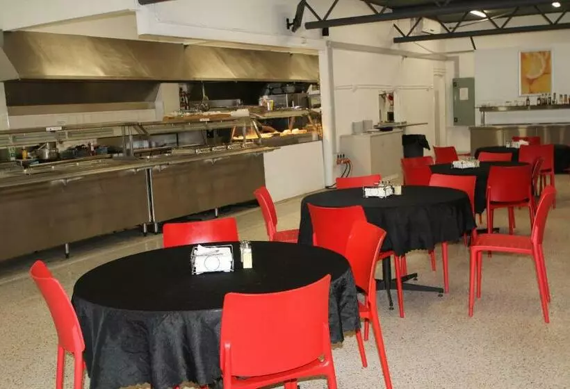 モーテル Aaok Karratha Caravan Park