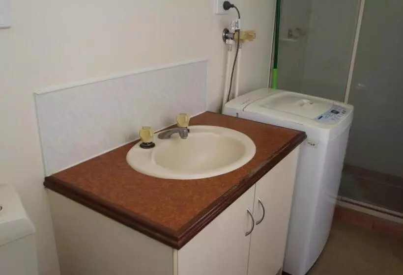 モーテル Aaok Karratha Caravan Park