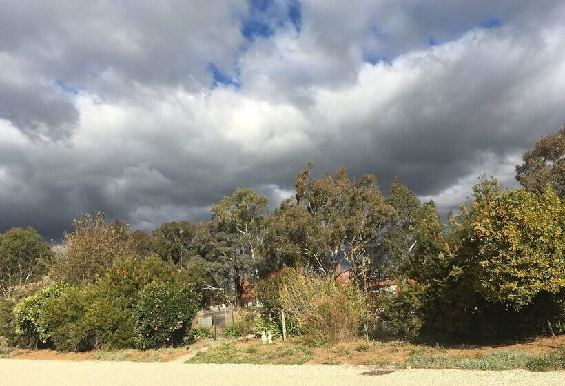 فندق على الطريق Byer Fountain Motor Inn