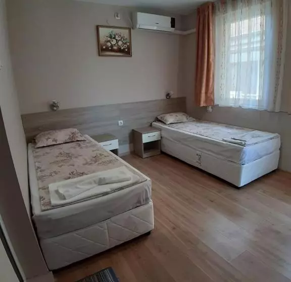 پانسیون Guest House Diamandievi