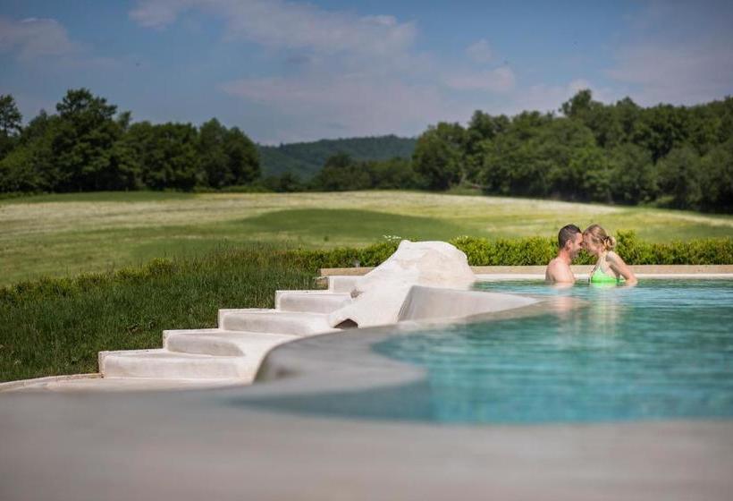 リゾートホテル Tenuta Le Tre Virtù