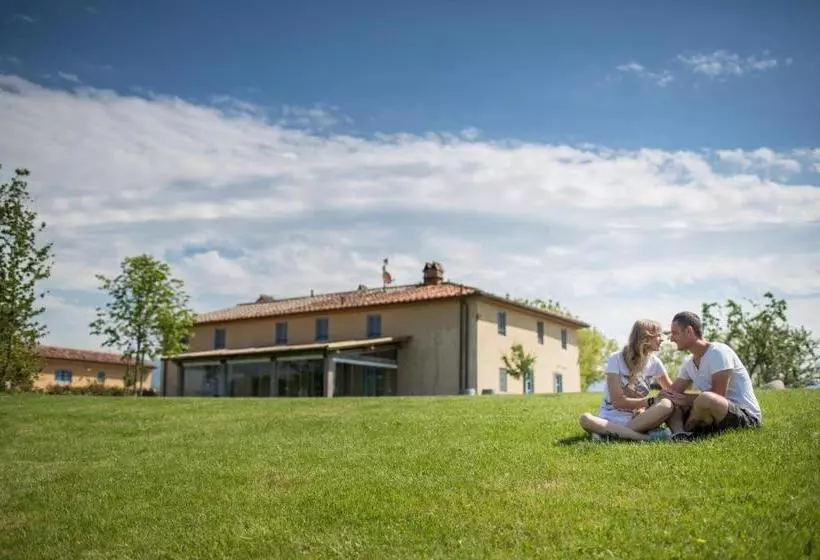 リゾートホテル Tenuta Le Tre Virtù