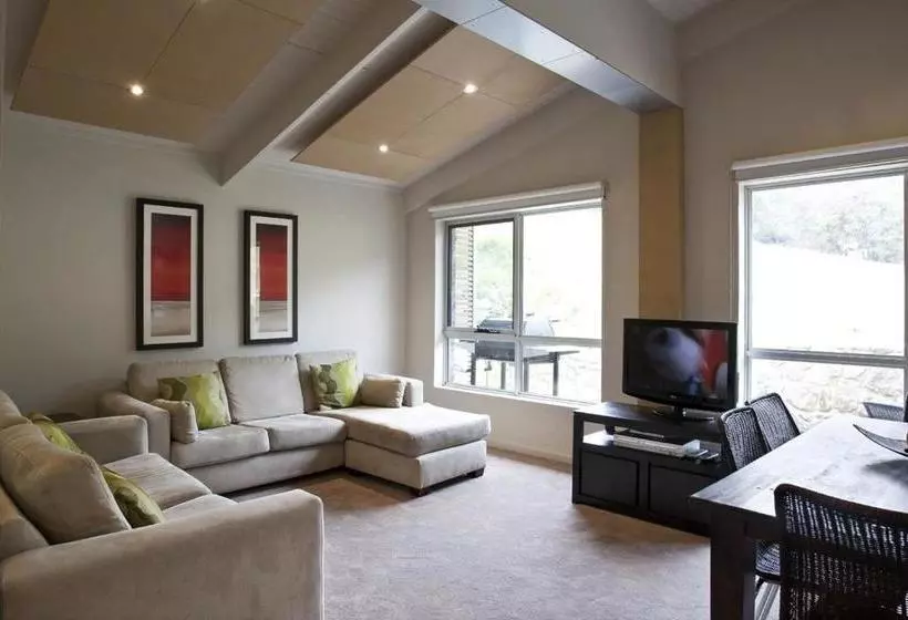 Altitude Apartments