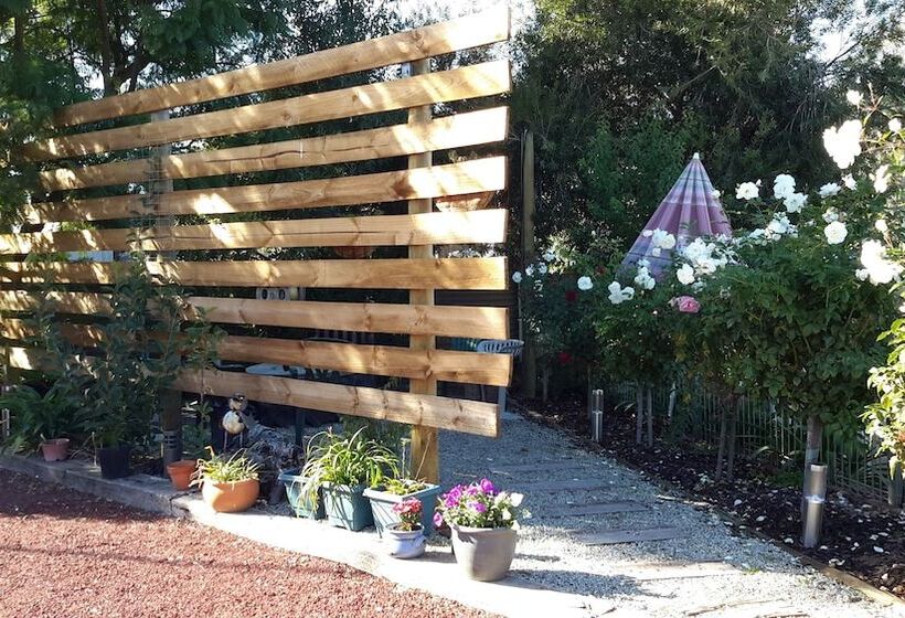 Barham Colonial Motel