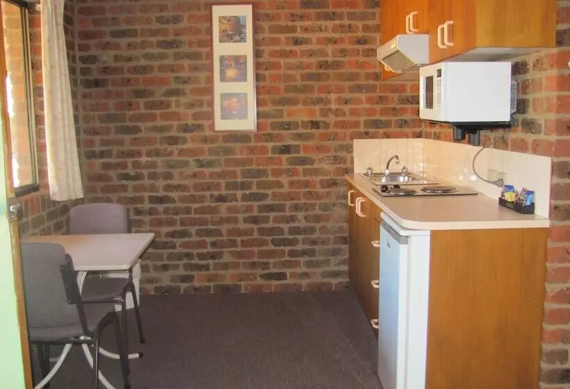 Barham Colonial Motel