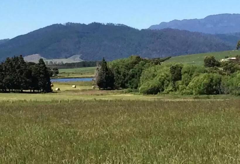 Aamiaismajoitus (B&B) Willow Lodge