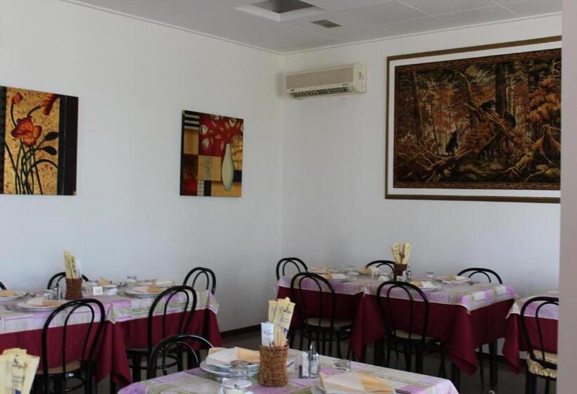 בית מלון כפרי Splendid